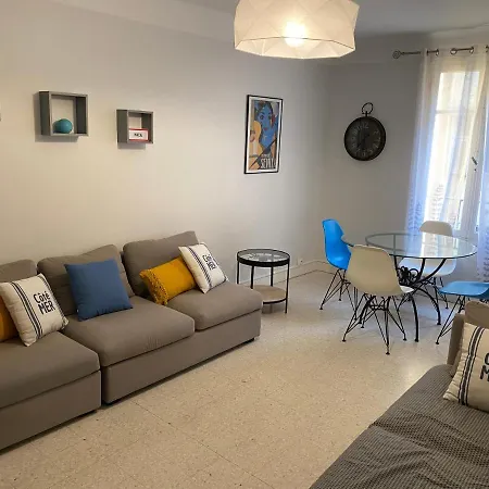 Apartment 4 Rue Guigonis